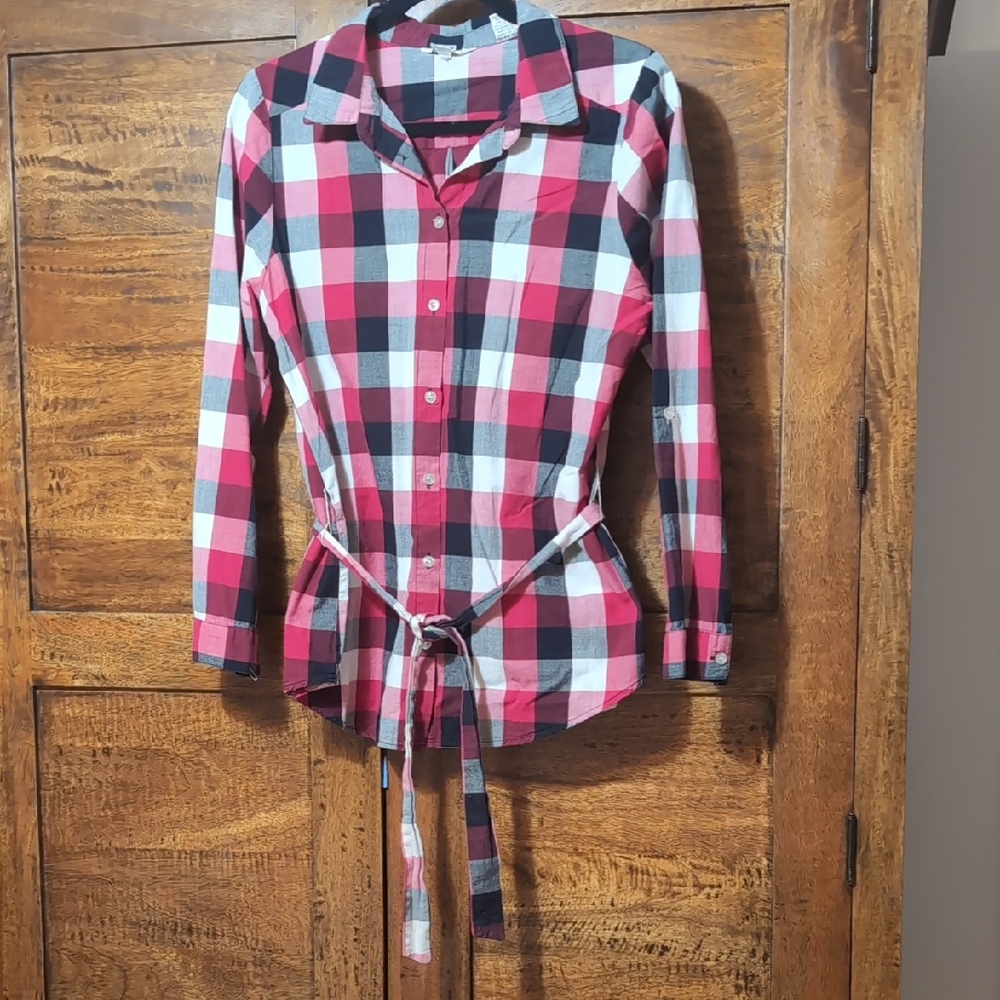 Women's Red White Black Cotton Plaid Button-Down Shirt with Belt L